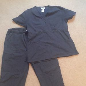 Gray GEM scrubs set